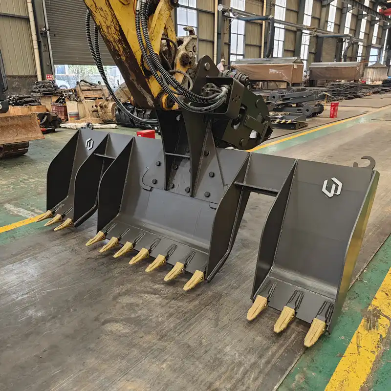 What are common uses of railway excavator dustpan bucket?